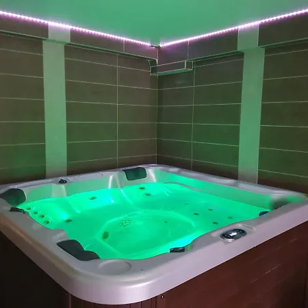 Kriszta Apartmanhaz Lägenhet