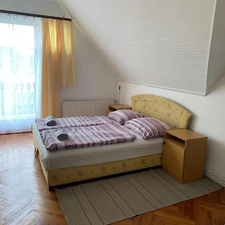 Апартаменты Kriszta Apartmanhaz