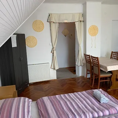 Апартаменты Kriszta Apartmanhaz Балатонлелле