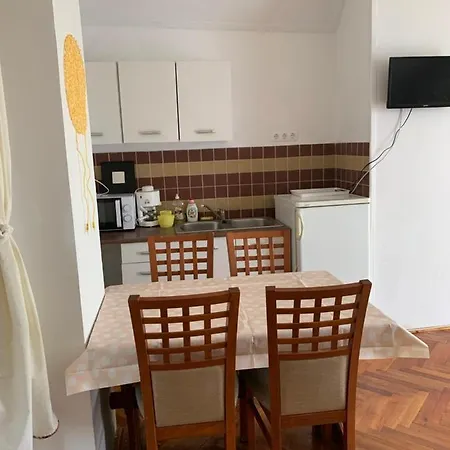 Апартаменты Kriszta Apartmanhaz Балатонлелле