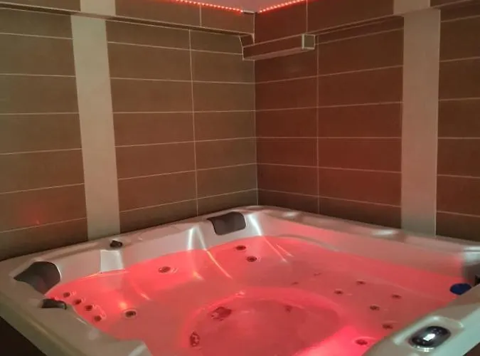 Kriszta Apartmanhaz * Balatonlelle