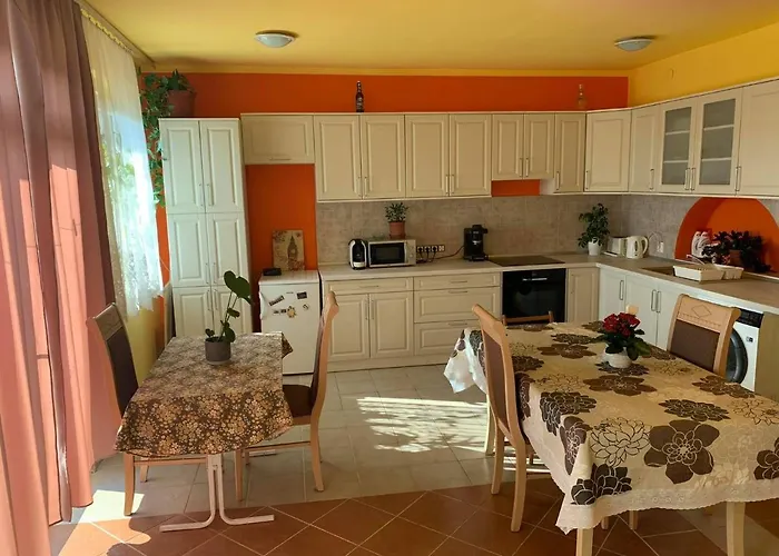 Apartament Kriszta Apartmanhaz